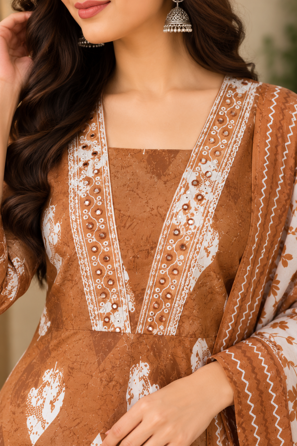 Mirror Work Embellished Neckline Detail